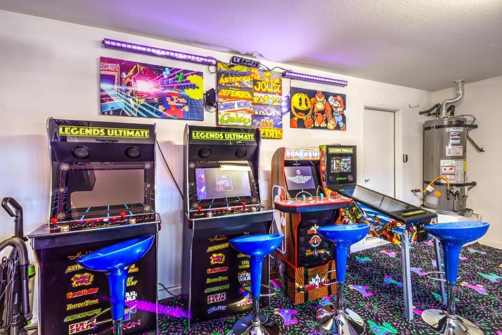 Family Fun For Everyone In Las Vegas- 4 Bedrooms, Billiards, Game Room Henderson Exterior photo