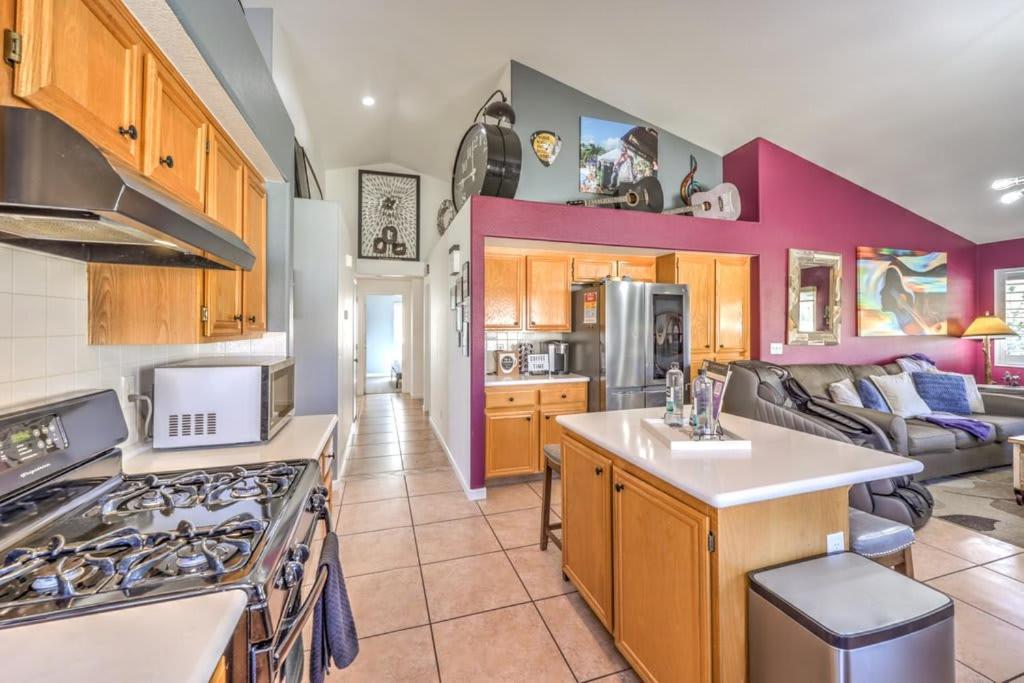 Family Fun For Everyone In Las Vegas- 4 Bedrooms, Billiards, Game Room Henderson Exterior photo